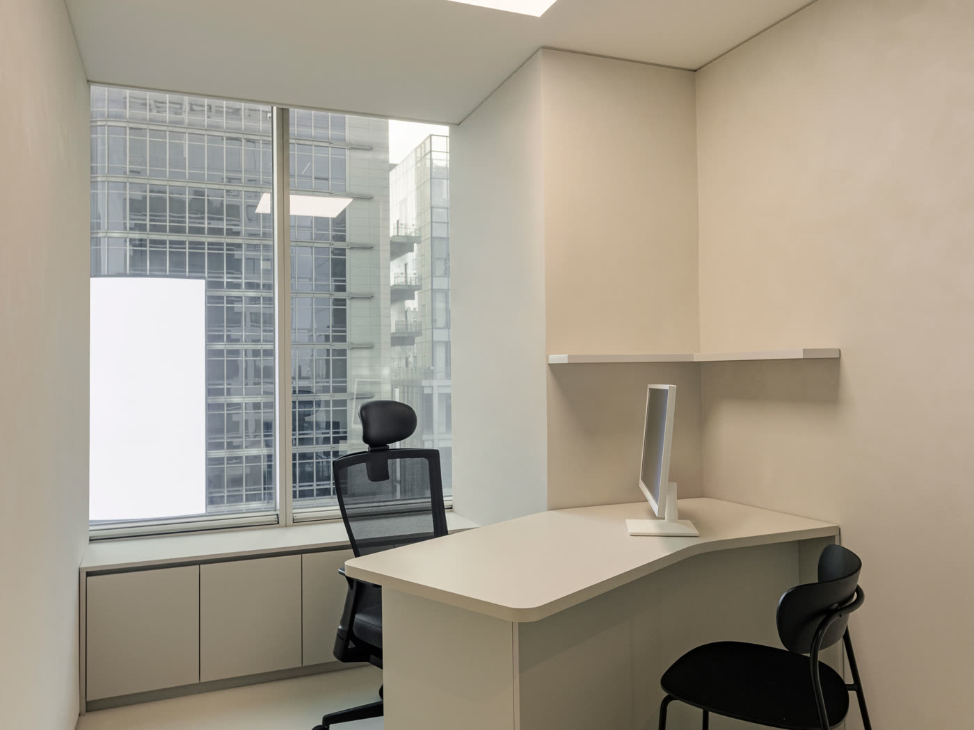 LOVAE dermatology clinic Hongdae interior — seoul skin clinic, skin clinic korea (5/12)