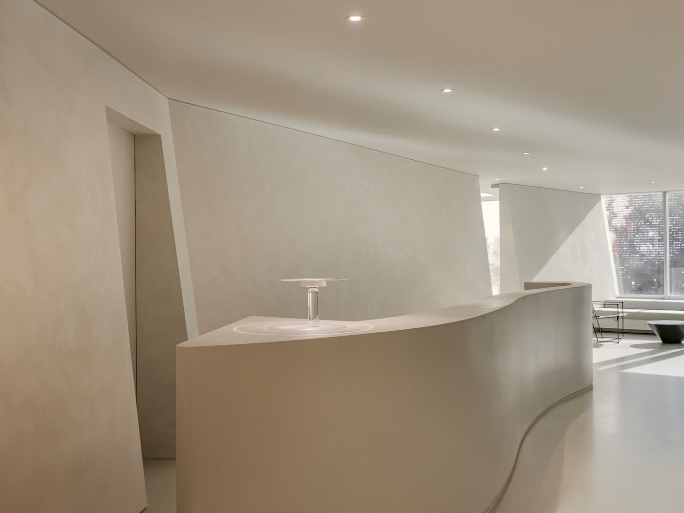 LOVAE dermatology clinic Hongdae interior — seoul skin clinic, skin clinic korea (6/12)